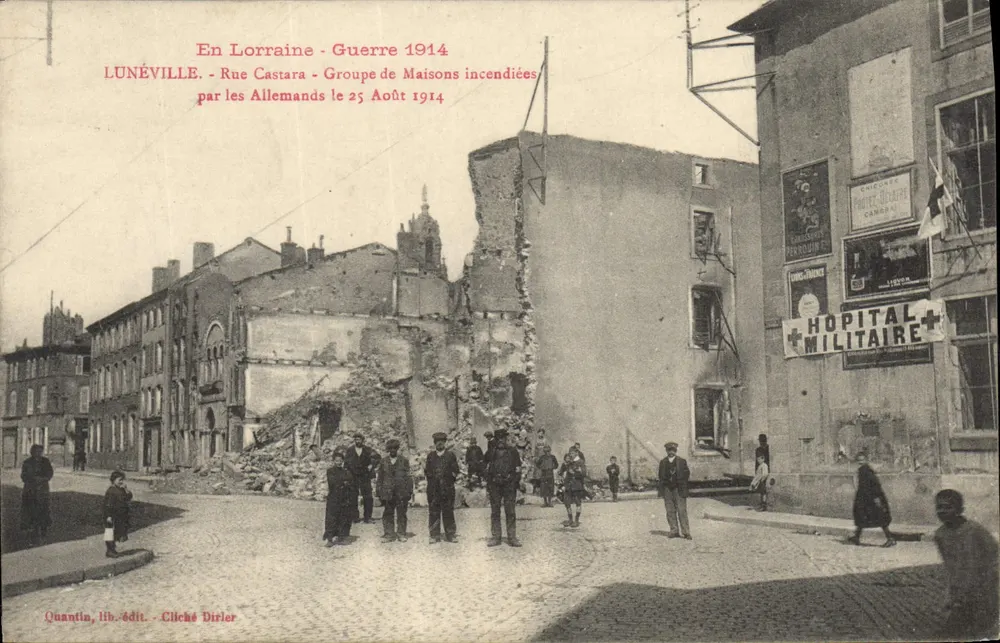 Lunéville - Rue Castara - Gruppe von Häusern, die von den Deutschen am 25. August 1914 angezündet wurden — Quantin, Lith. & Verlag Cliché Dirler - Vorderseite