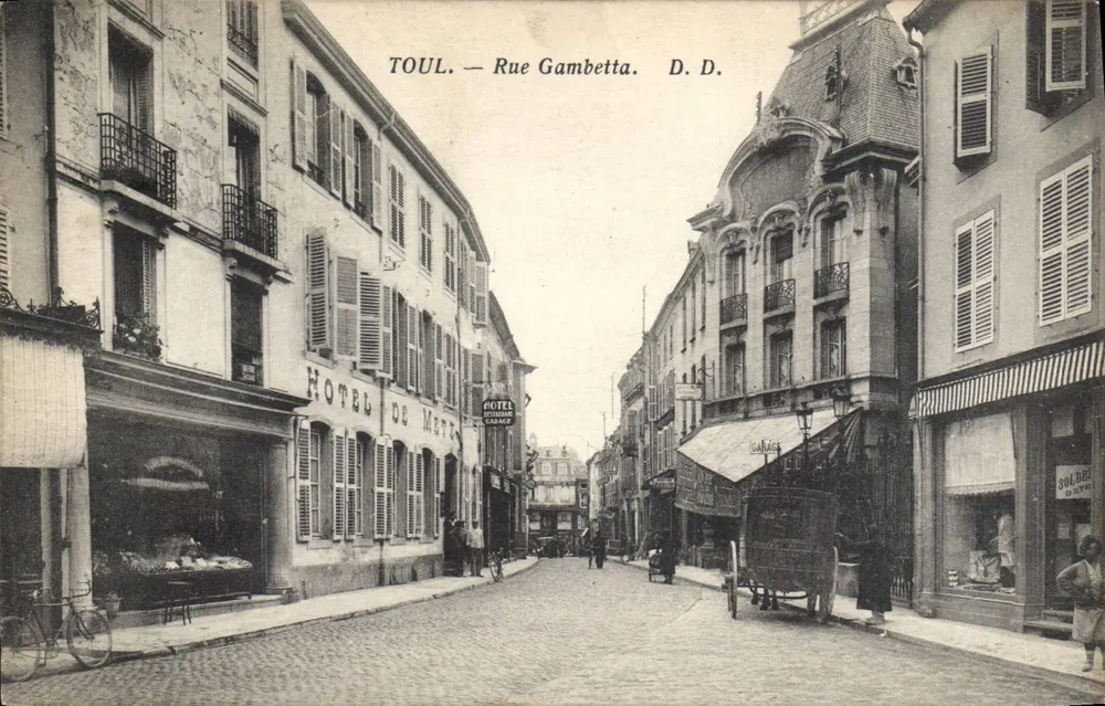 TOUL — Rue Gambetta — D.D. - Frente