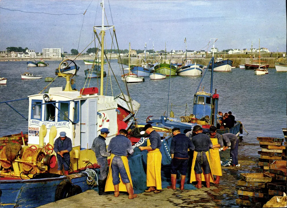 Pescaria em Quiberon — Partida para a Pescaria em Quiberon, Porto Maria — Edições E.R.T. Quimper, n° 511 - Frente
