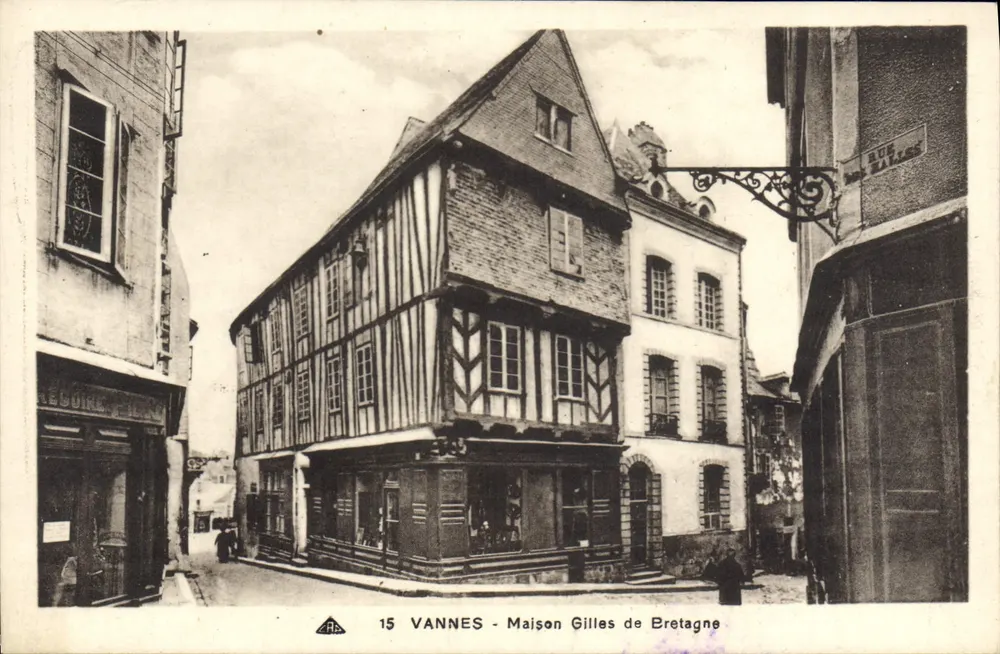 Vannes - Casa Gilles de Bretagne — Rue des Mâles — editor A.P. n°15 - Frente