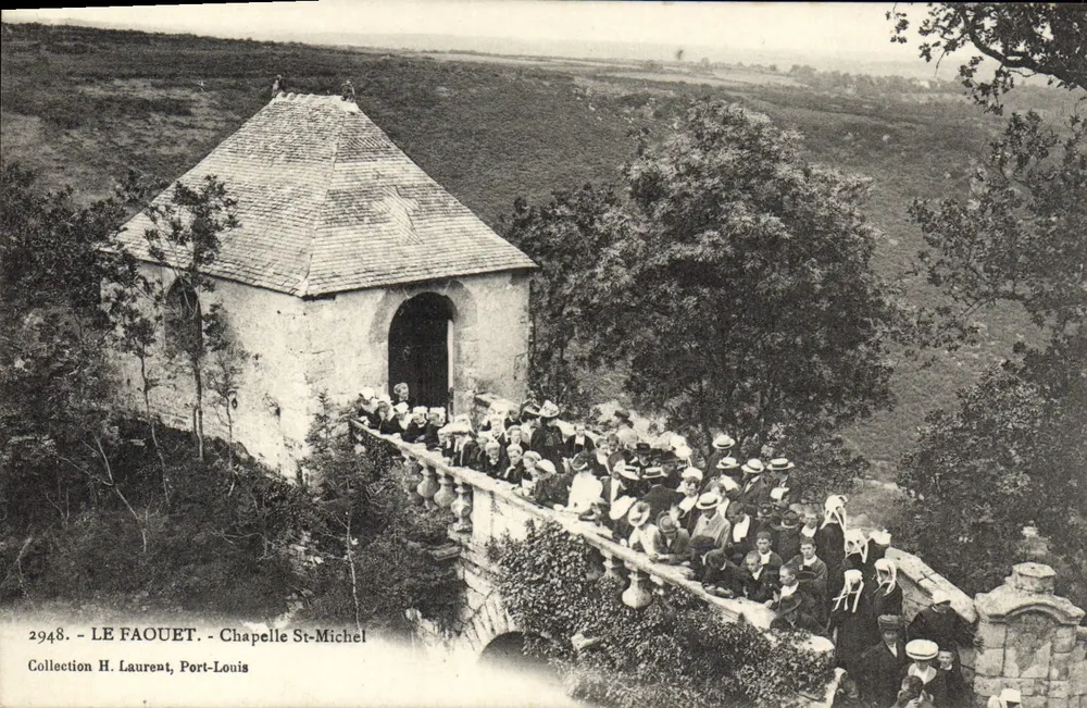 LE FAOUET - Capela St-Michel — Coleção H. Laurent, Port-Louis, n° 2948 - Frente