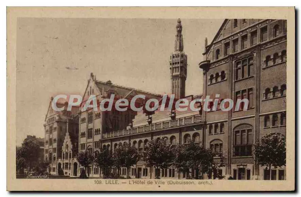 LILLE — Het Stadhuis (Dubuisson, arch.) - Voorkant