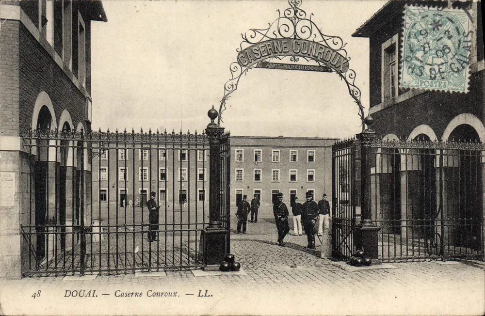 Douai — Caserne Conroux — LL. — editor LL. n°48 - Frente