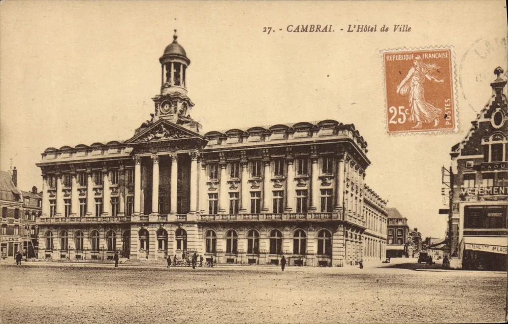 Cambrai - O Hotel de Ville — editor desconhecido, n° 27 - Frente