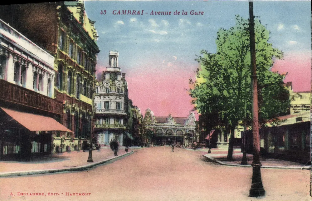 Cambrai - Avenida da Estação — vista urbana — A. Deflandre, editor. Hautmont, n°43 - Frente