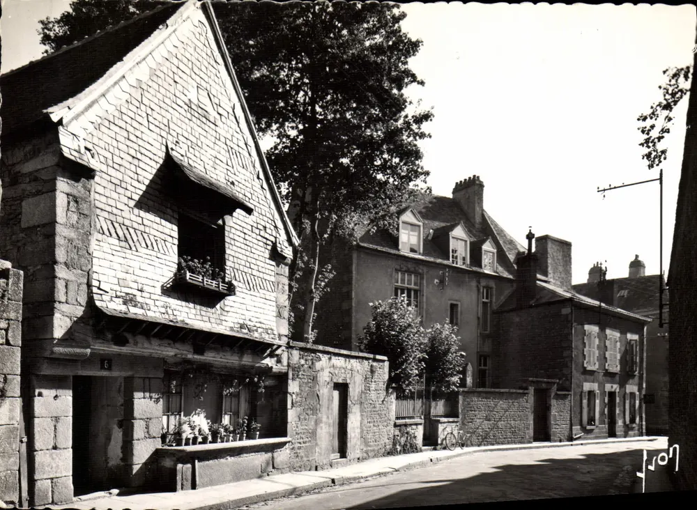 Alençon (Orne) - Rua Porta da Barre — Editor: Les Éditions d'Art, Paris - Frente