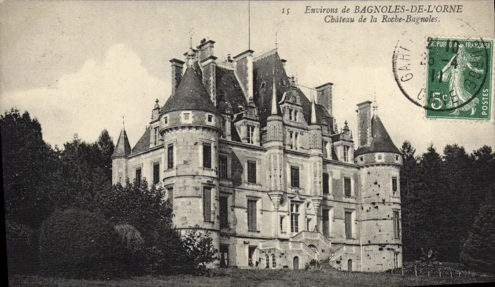 Schloss La Roche-Bagnoles — Umgebung von Bagnoles-de-l'Orne — Verlag: ACPU B. R. FRANCE - Vorderseite