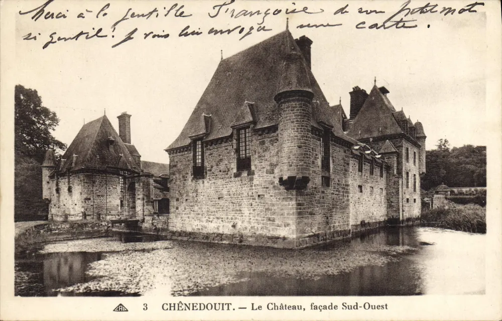 Chênedouit — O Castelo, fachada sudoeste - Frente