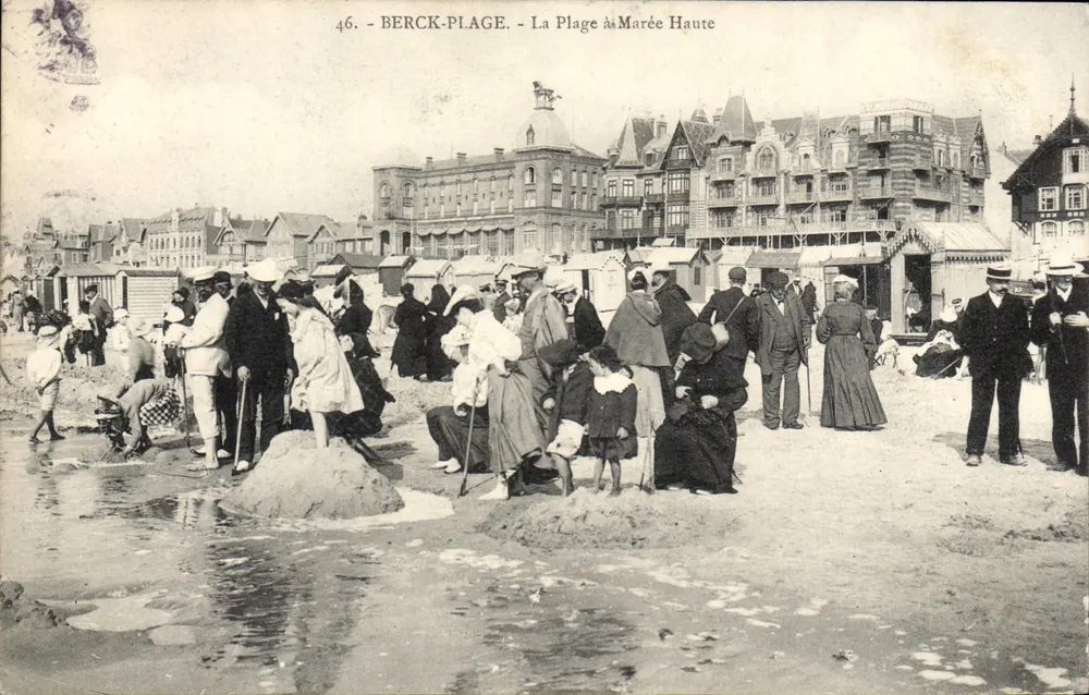 Berck-Plage - A Praia com Maré Alta — editor desconhecido, n° 46 - Frente