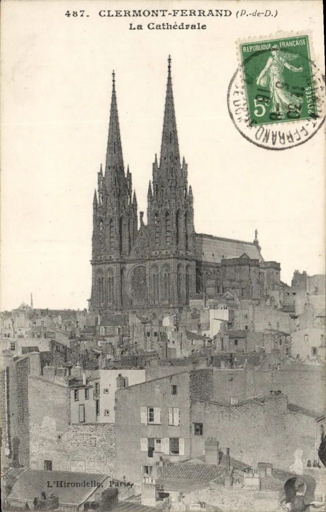 Clermont-Ferrand (P.-de-D.) — A Catedral — L'Hironnelle, Paris - Frente