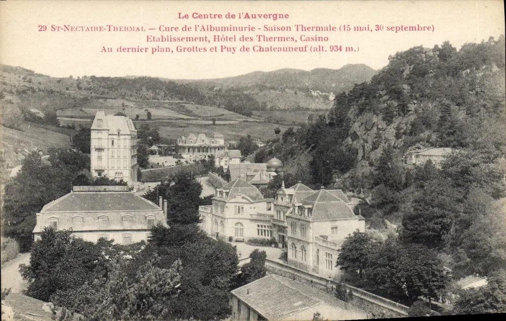 St-Nectaire-Thermal — Zentrum der Auvergne — Einrichtung, Thermalhotel, Höhlen, Casino (Höhe 934 m.) - Vorderseite