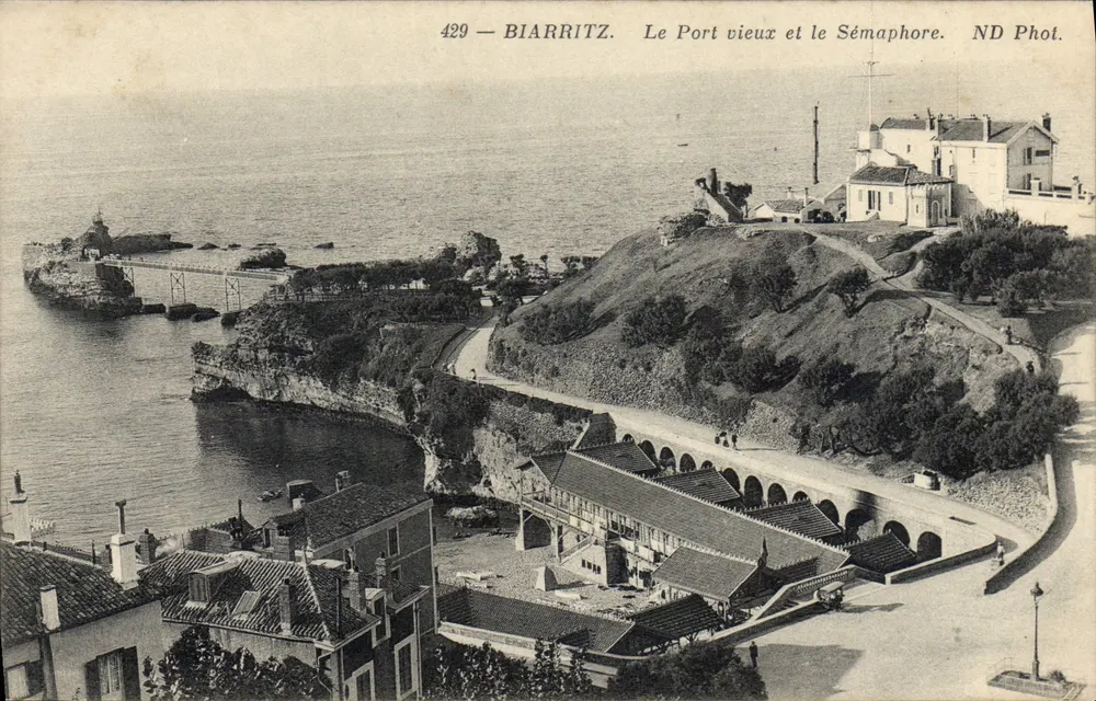 Biarritz — Der Alte Hafen und der Sémaphore — ND Phot. - Vorderseite