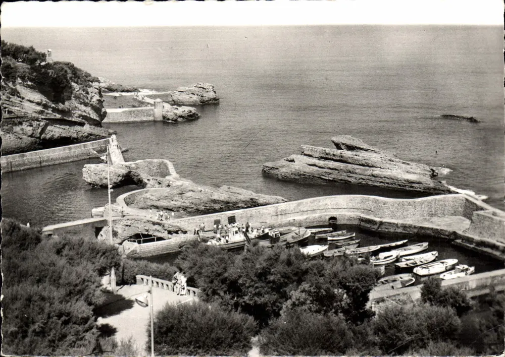 Biarritz — O Porto dos Pescadores — Coleção C.D. (n°125) - Frente