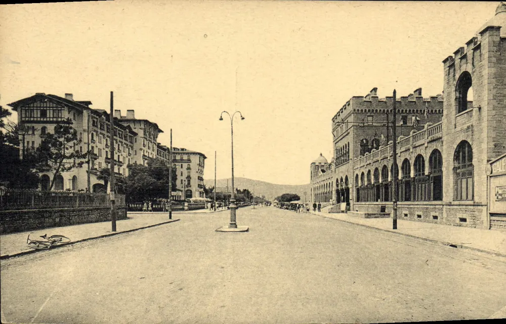 Hendaye-Plage — Boulevard de la Mar — Edit. R. Perroux - Frente