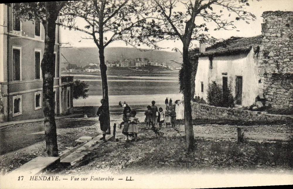 Hendaye — Vista de Fontarabie — LL. N°17 - Frente