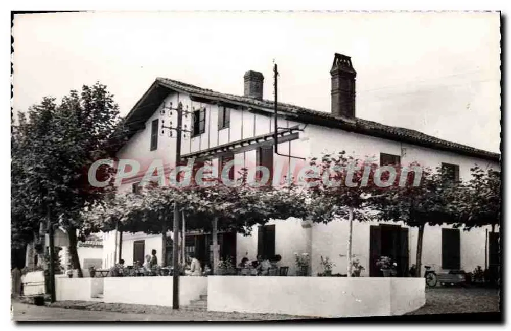 Hotel do Fronton — Conforto - Garagem — IBARRON - ST-PÉE-sur-NIVELLE - Frente