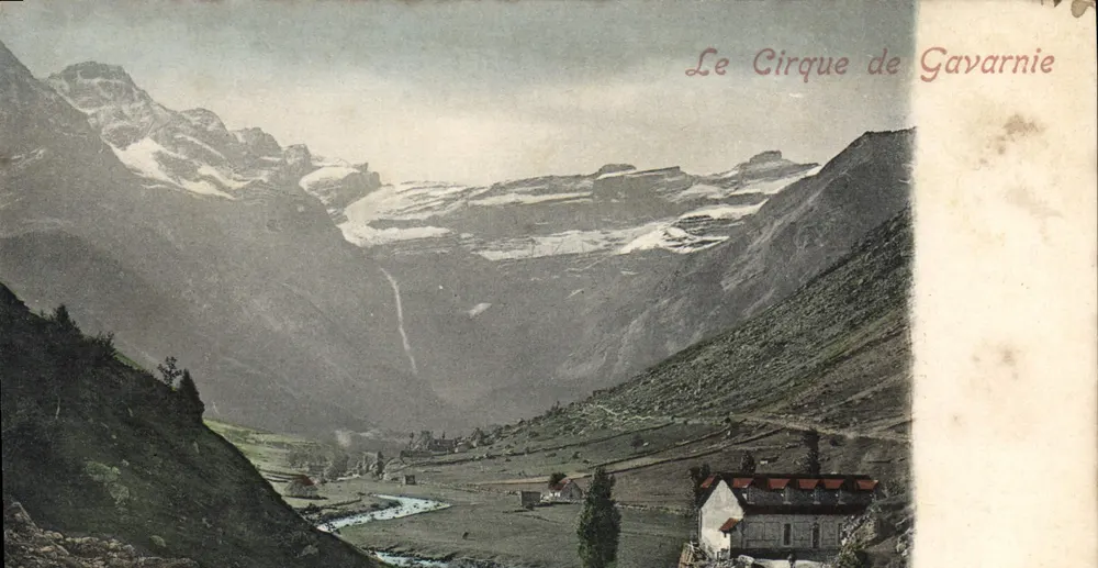 Gavarnie Cirque — panoramic view — unknown publisher, serial no. 65 - Front
