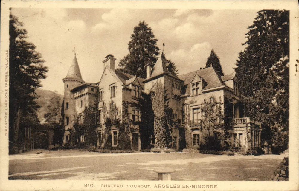Castelo de Ourout — Argelès-en-Bigorre — Fototipia Labouche Frères, Toulouse, n° 810 - Frente