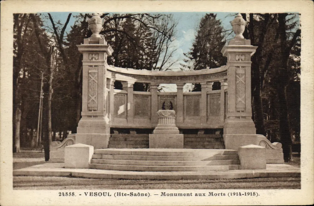 Vesoul (Haute-Saône) — Monument voor de gevallen (1914-1918) — Uitgever C. L. Besampon - Voorkant