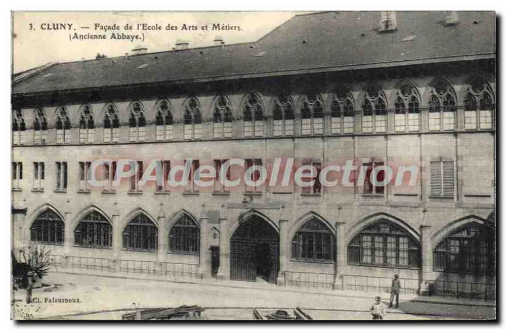 Cluny — Fassade der Schule für Künste und Handwerke (ehemalige Abtei) — CL. Faouroux, n°3 - Vorderseite