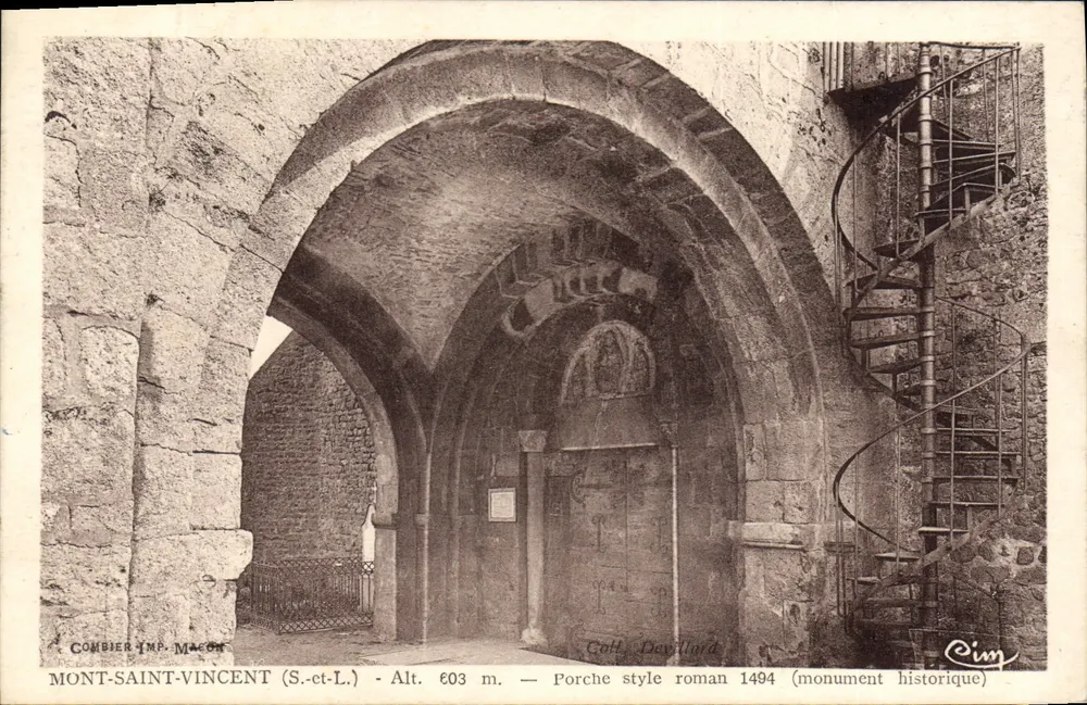 Mont-Saint-Vincent (S.-ct-L.) — Poort in Romeinse stijl 1494 (historisch monument) — Combier Imp. Macon - Voorkant