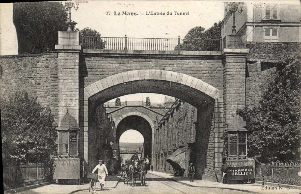 Le Mans — Eingang des Tunnels — Edition N.G. - Vorderseite