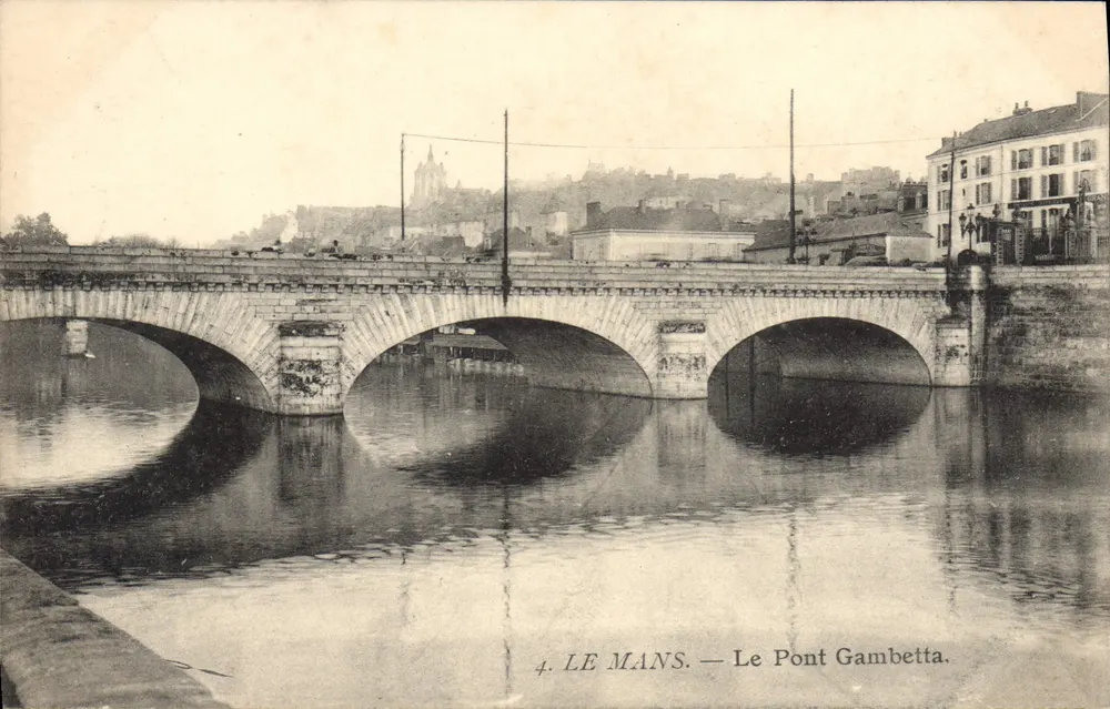 Le Mans — O Ponte Gambetta — n°4 - Frente