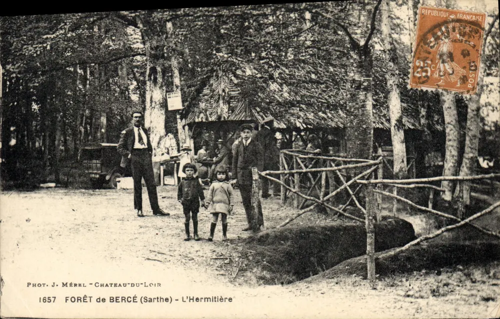Floresta de Bercé (Sarthe) - L'Hermitière — Fot. J. Mérel - Château-du-Loir, n° 1657 - Frente