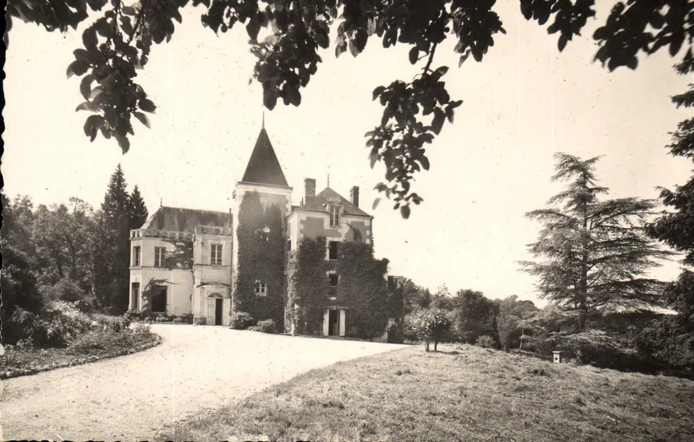 Castelo de Longuy — Chenu (Sarthe) — Edição AIGNAN - Frente
