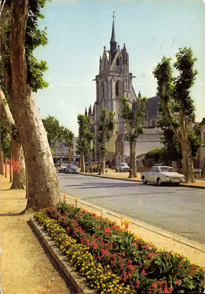 La Ferté-Bernard — Notre-Dame des Marais — editor Artaud Frères - Frente