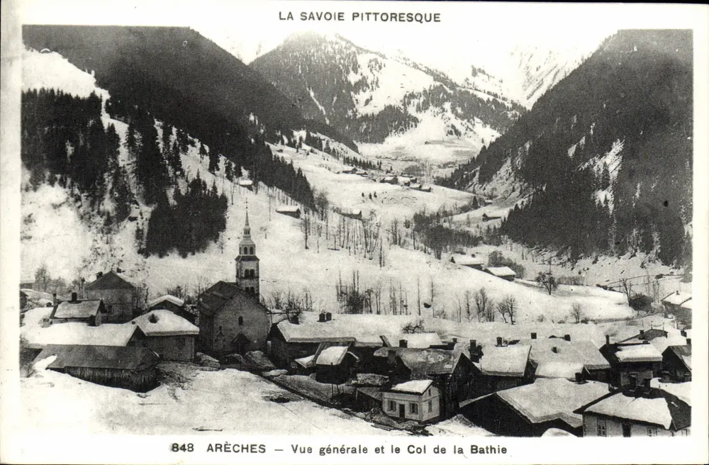 Arêches — Allgemeiner Blick und der Col de la Bathie — Das malerische Savoyen - Vorderseite