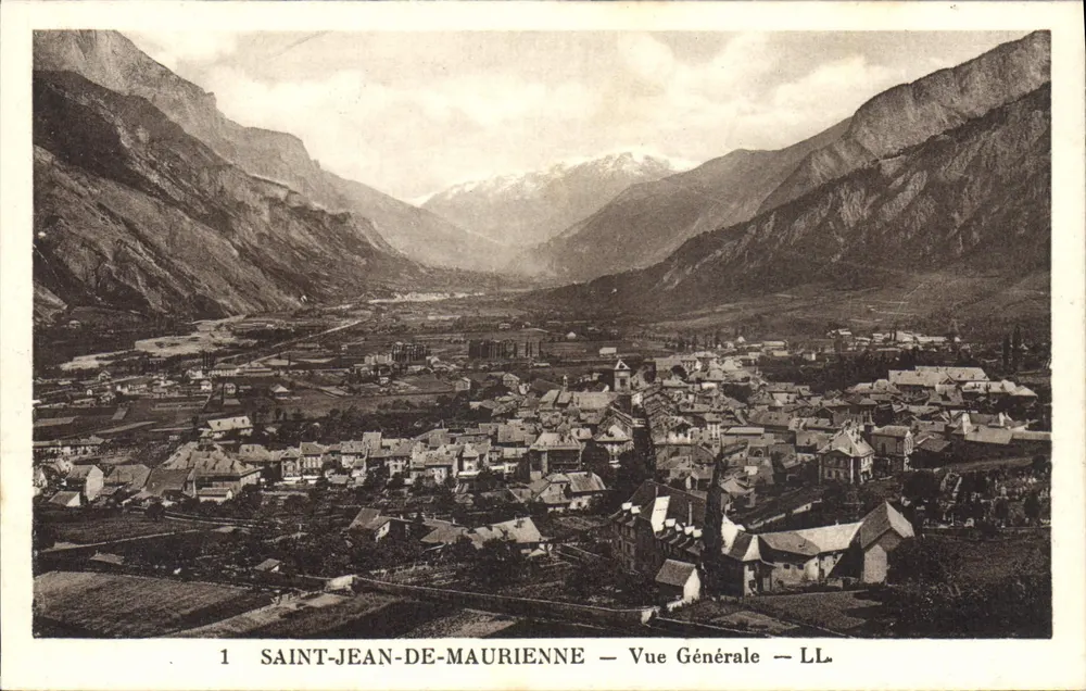 Saint-Jean-de-Maurienne — Vista Generale — LL - Recto
