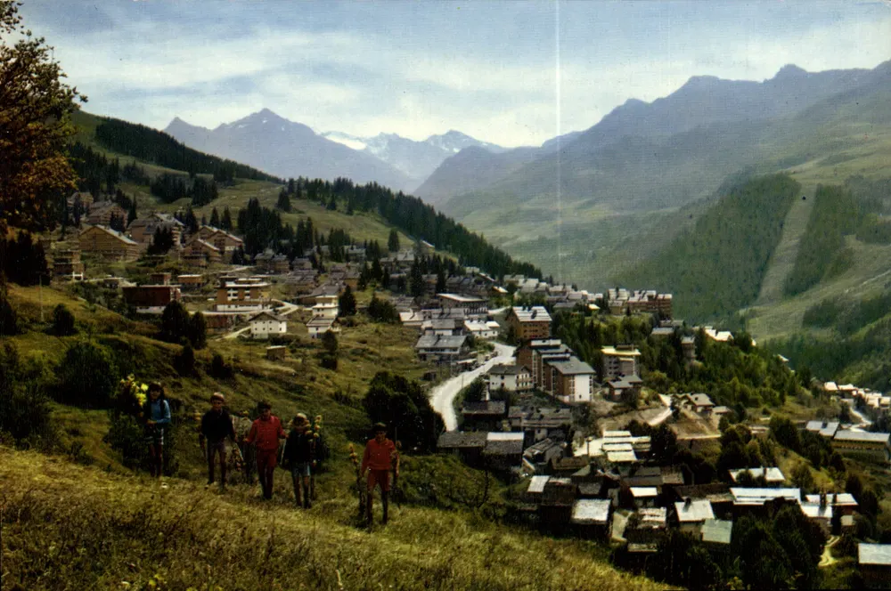 Meribel (Savoie) — Vista geral da Chantemouche com o fundo do glaciar do Borgeyre — Lumicap - Frente