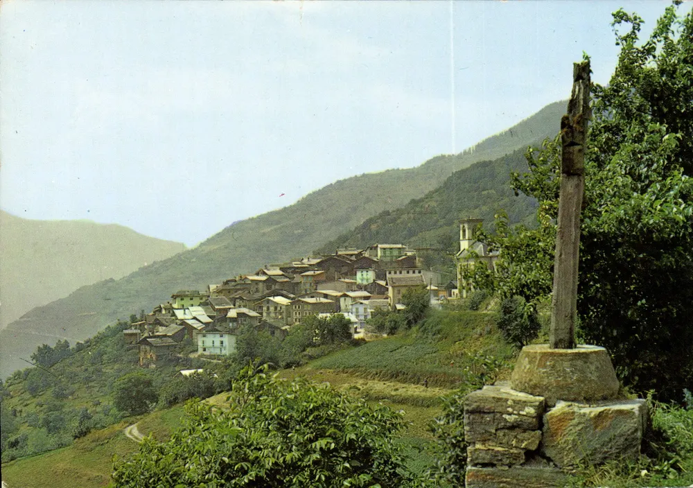 एन टारेंटेज़ (सैवोय) — व्यापक दृश्य — एडिशन जैंस & 35 फौबर्ग माचे - आगे