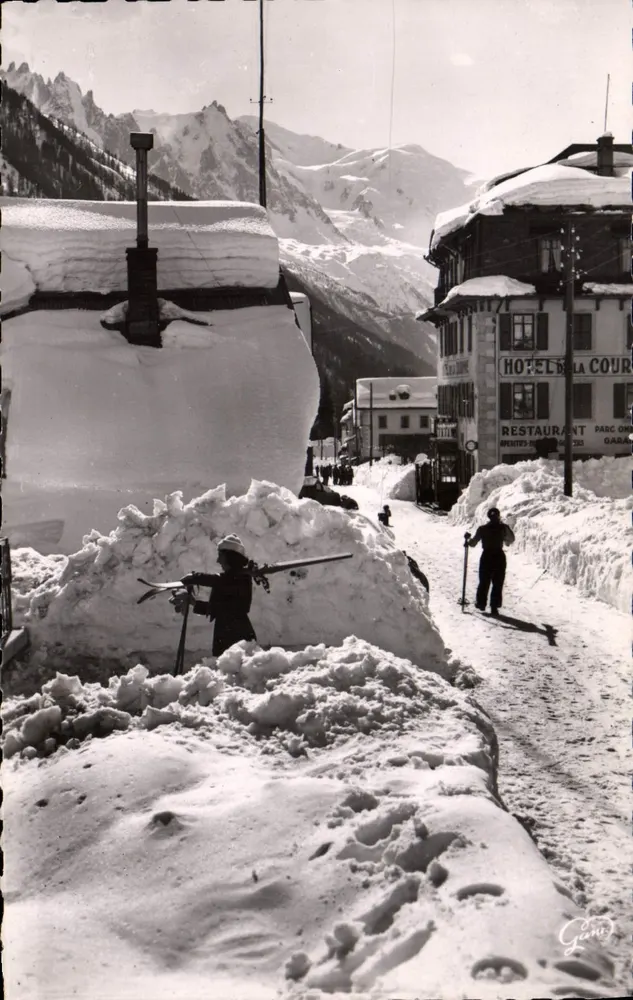 Argentières — Vista em direção ao Mont-Blanc (4807 m) — Foto Véritable, n°3530 - Frente
