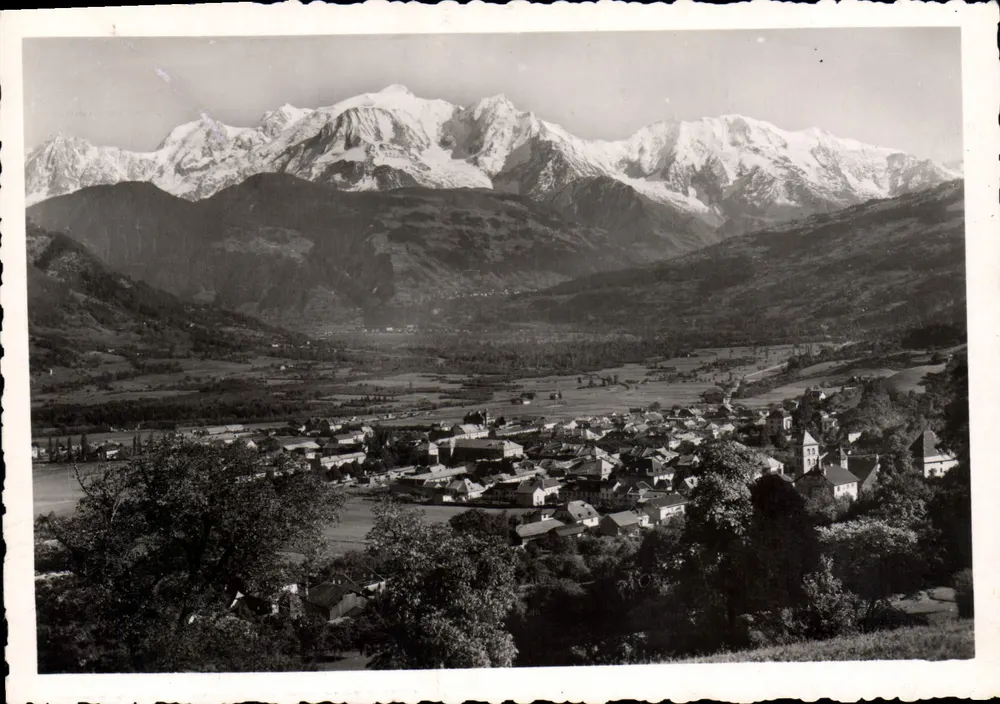Sallanches und die Kette des Mont Blanc — Panoramablick — G.17 — unbekannter Verleger - Vorderseite
