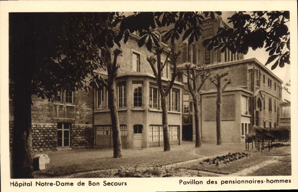Hôpital Notre-Dame de Bon Secours — Pavillon der männlichen Pensionäre — Héliopoma, Paris 14e - Vorderseite