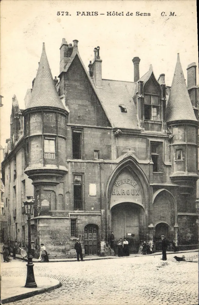 Paris – Hotel de Sens — C.M. — Verrerie Haroux - Front