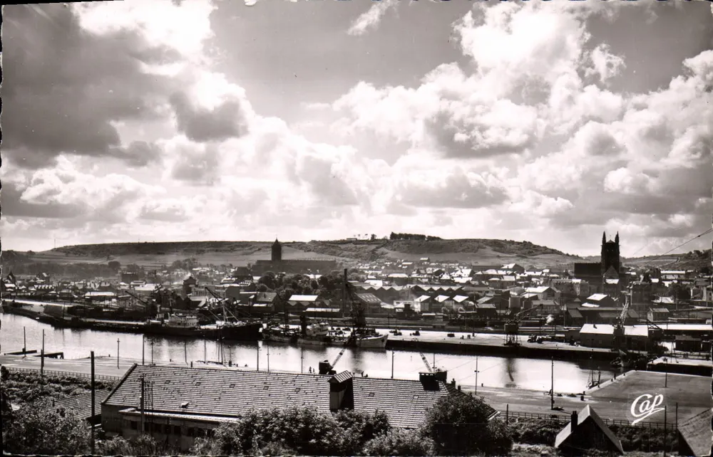 Fécamp — Vista do Porto — Cie des Arts Photomécaniques, Paris - Frente