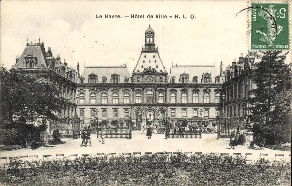 Le Havre — Hotel de Ville — H. L. Q. - Frente