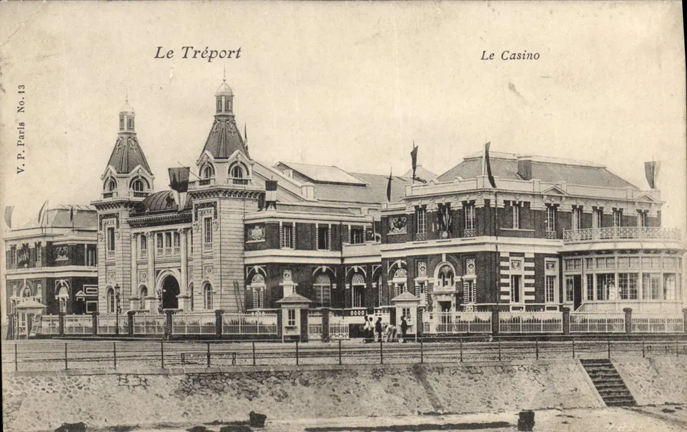 Le Tréport — O Casino — V.P. Paris No.13 - Frente