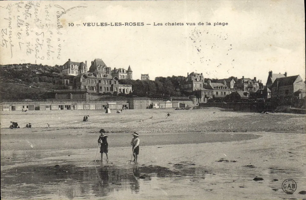 Veules-les-Roses — I chalet visti dalla spiaggia — CAB - Recto