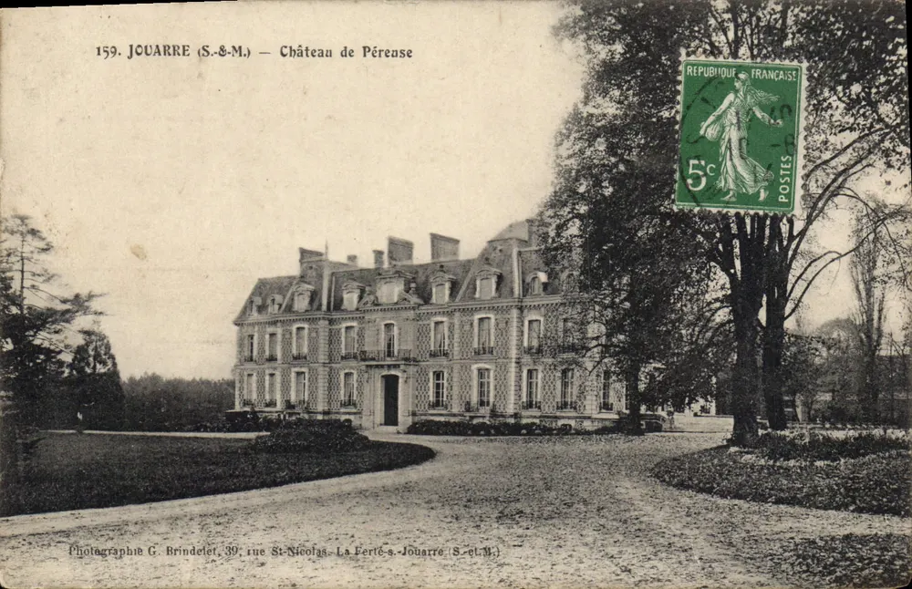 Jouarre (S.-&-M.) — Castelo de Péreuse — Fotografia G. Brindelet - Frente