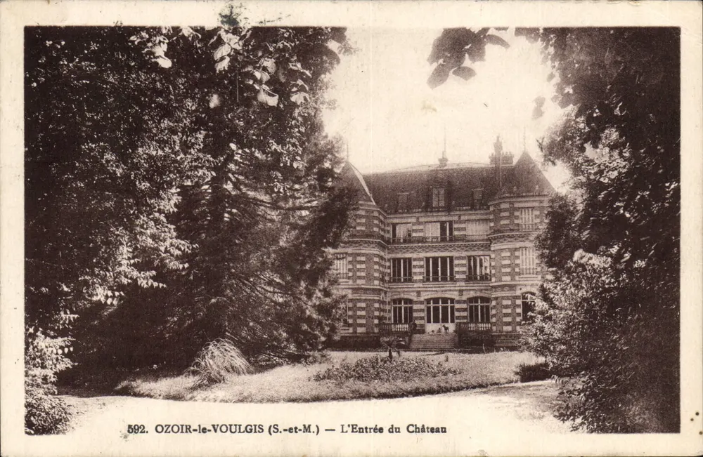 OZOIR-le-VOULGIS (S.-et-M.) — Der Eingang zum Schloss — Photo-Edit. E. Mignon, Nangis, Seine-et-Marne - Vorderseite