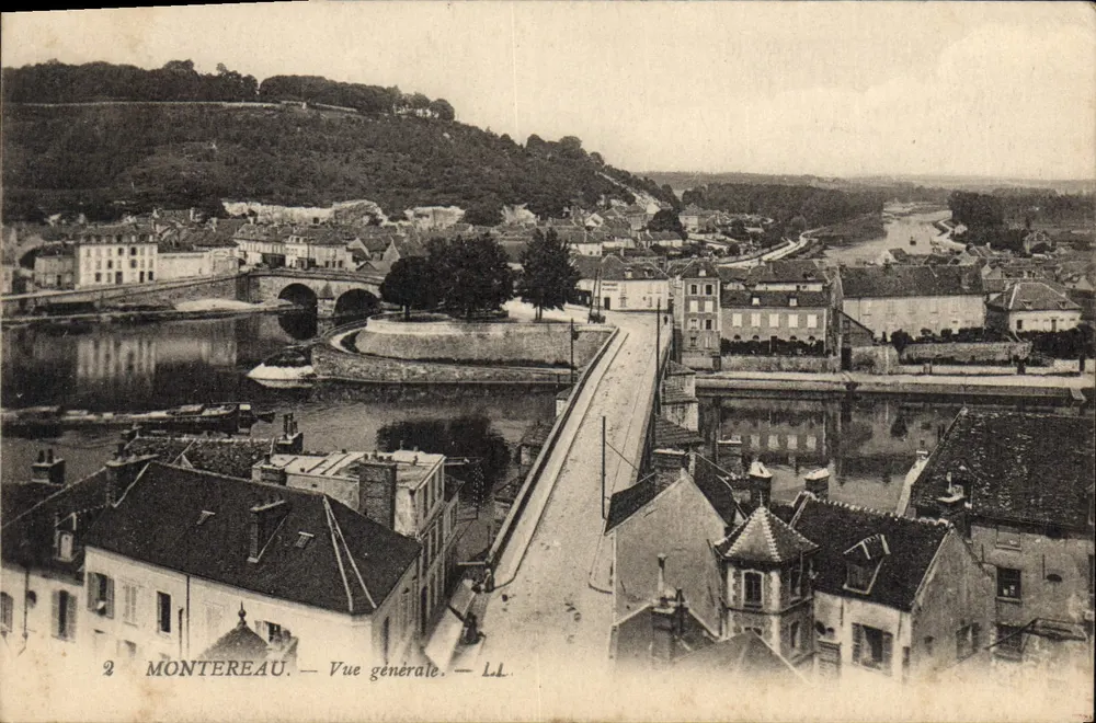 Montereau — Vista geral — LL - Frente