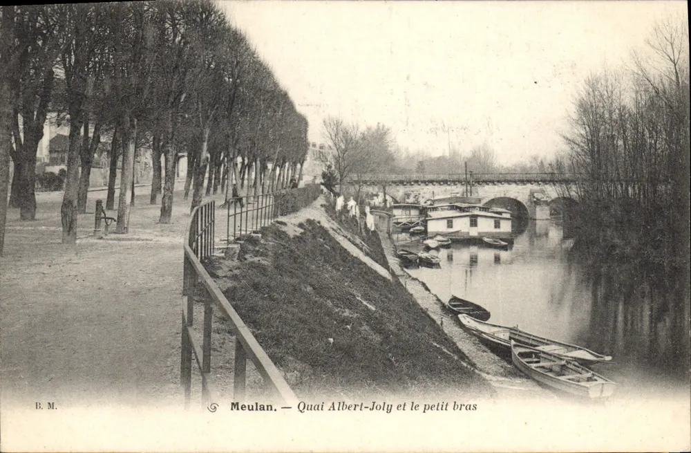 Meulan — Quai Albert-Joly und der kleine Arm - Vorderseite