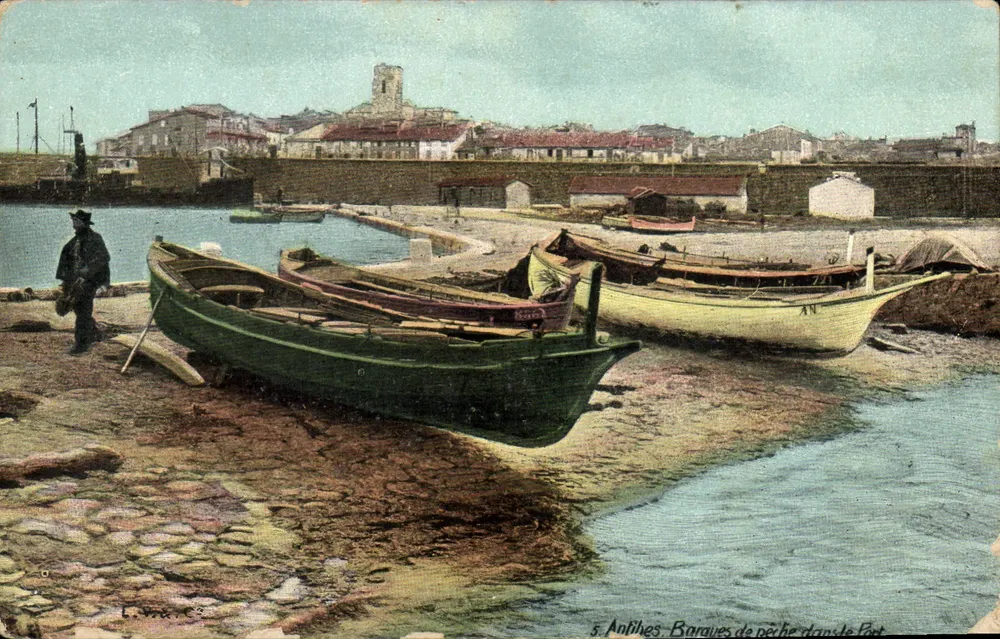 Antibes - Barcos de pesca no porto — L. W. & C. S. - Frente