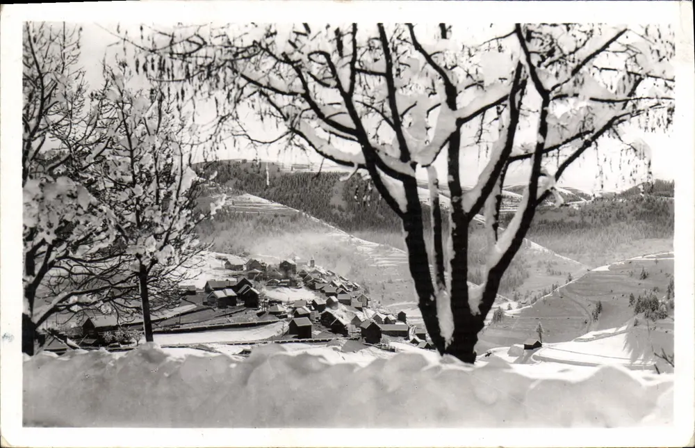 Beuil — Ski-Station — Alt. 1800 m — Foto Gervière - Voorkant