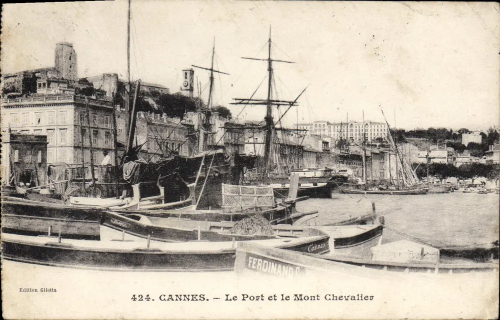 CANNES — Der Hafen und der Mont Chevalier — Edition Gilletta n°424 - Vorderseite