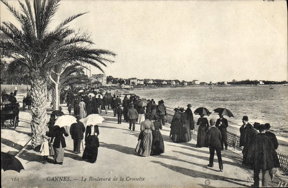 CANNES. — O Boulevard de la Croisette — N° 161 - Frente